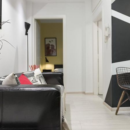 Acropolis Cozy Studio By Livin Urbban أثينا المظهر الخارجي الصورة