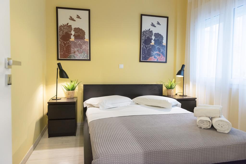 Acropolis Cozy Studio By Livin Urbban أثينا المظهر الخارجي الصورة